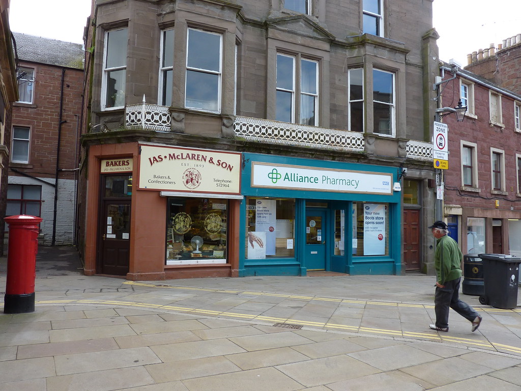 McLaren's Bakery and Alliance Pharmacy, currently being tu… Flickr