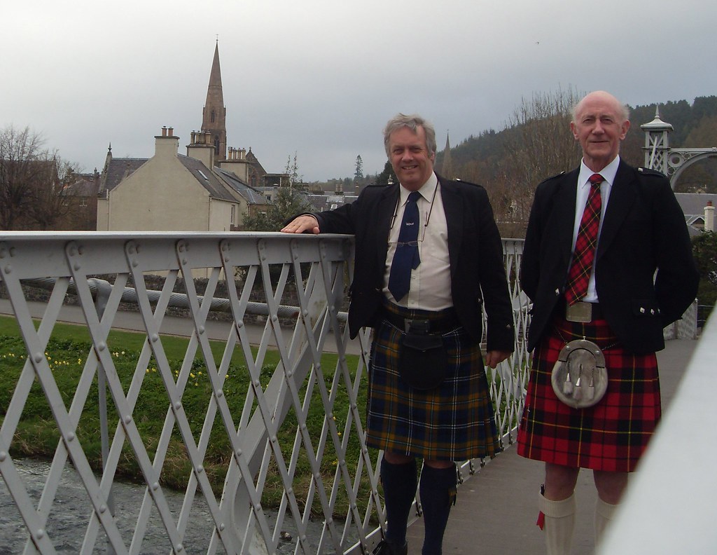 Kilts at Tweed Green, Peebles County Armagh tartan and Wal… Flickr