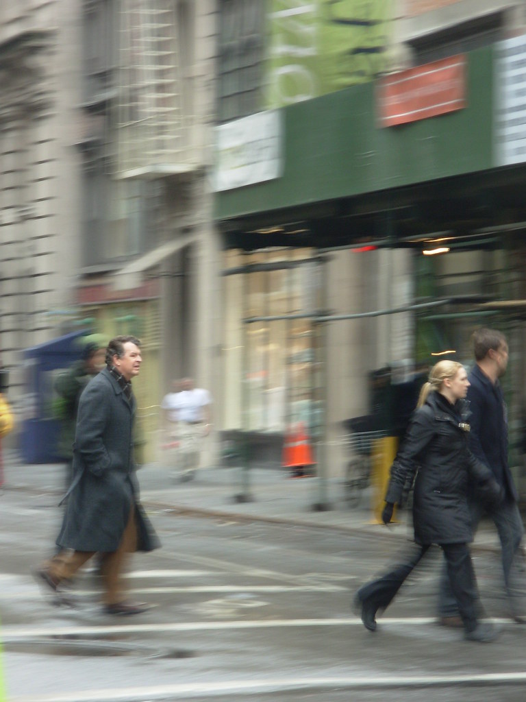 Cast of "Fringe" in Manhattan The cast of "Fringe" shootin… Flickr