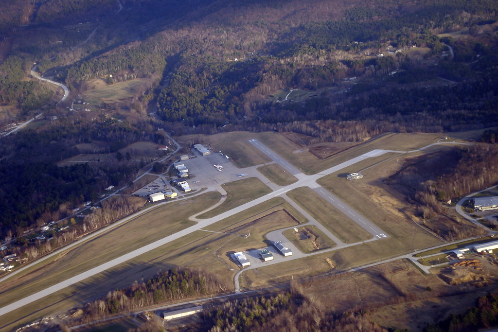 Rutland airport Barbara Dieu Flickr