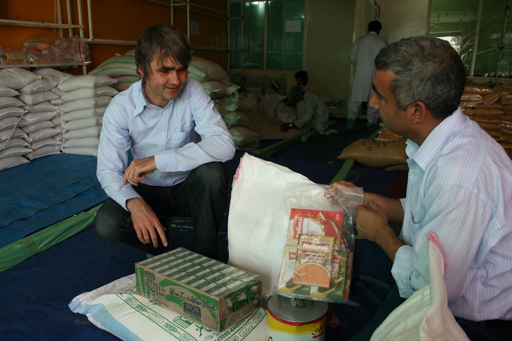 rawalpindi 030 packing of food partials on behalf of Carit… Flickr