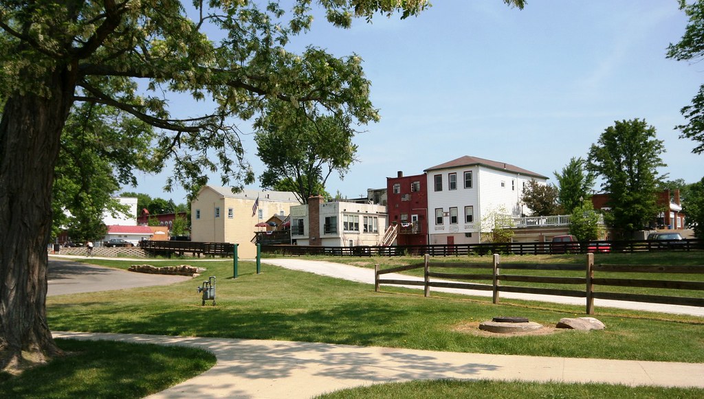 Canal Fulton IMG_5817 Canal Fulton, Ohio OZinOH Flickr