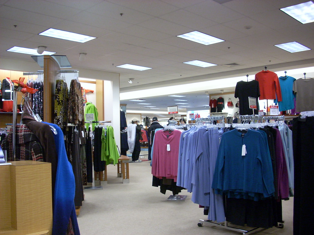 Dillard's interior Dillard's (144,157 square feet) 12300 J… Flickr