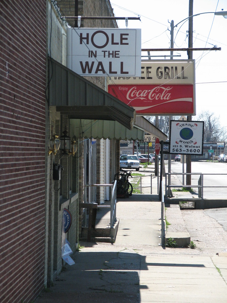 Hole in the Wall Osceola, Arkansas Unfortunately, this pla… Flickr