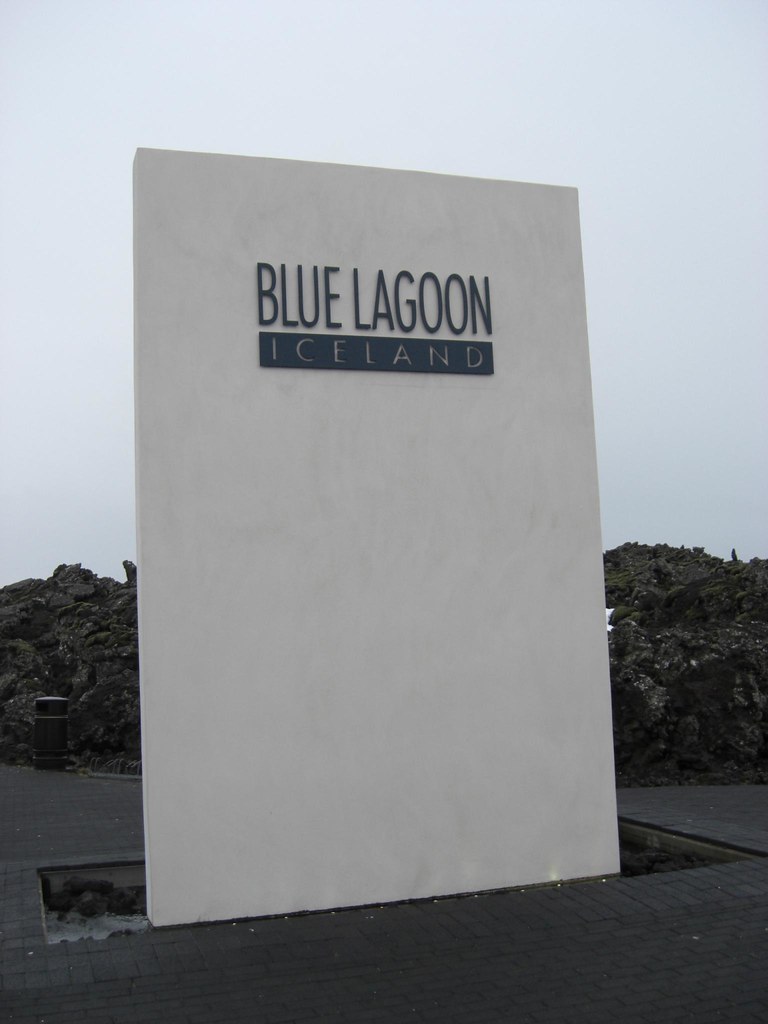 Blue Lagoon Entrance (eric) Flickr