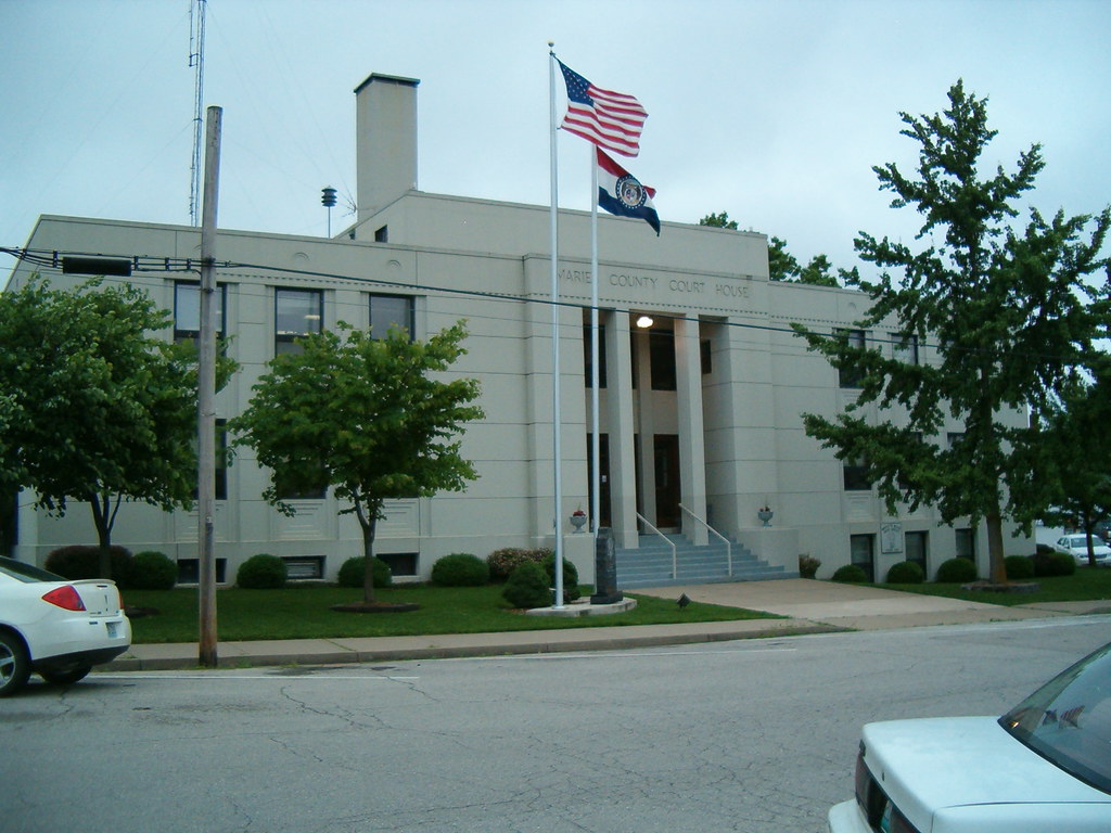 Maries County Courthouse Vienna Missouri This courthouse w… Flickr