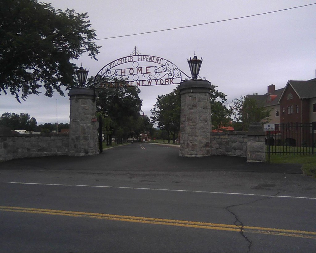 Fireman's Home Entrance This is Fireman's Home. The gate h… Flickr