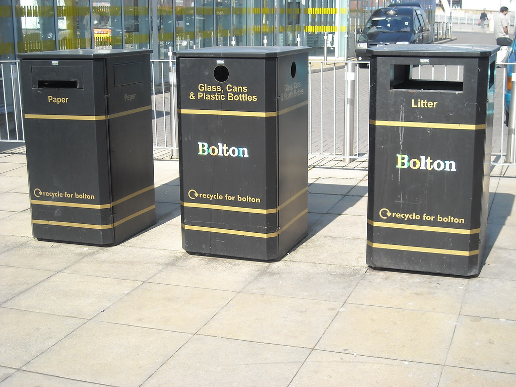 Recycle for Bolton Taken from near the entrance to Bolton … Flickr