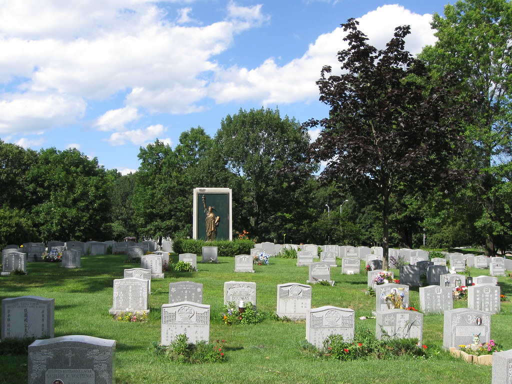 Maple Grove Cemetery Kew Gardens (Queens) New York Betty Queens