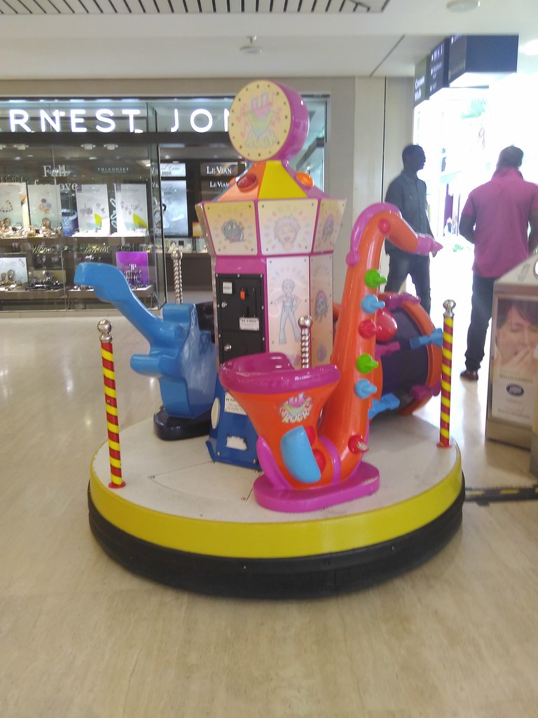 Milton Keynes The Centre MK U Rock Carousel Ride Elias Flinter Flickr