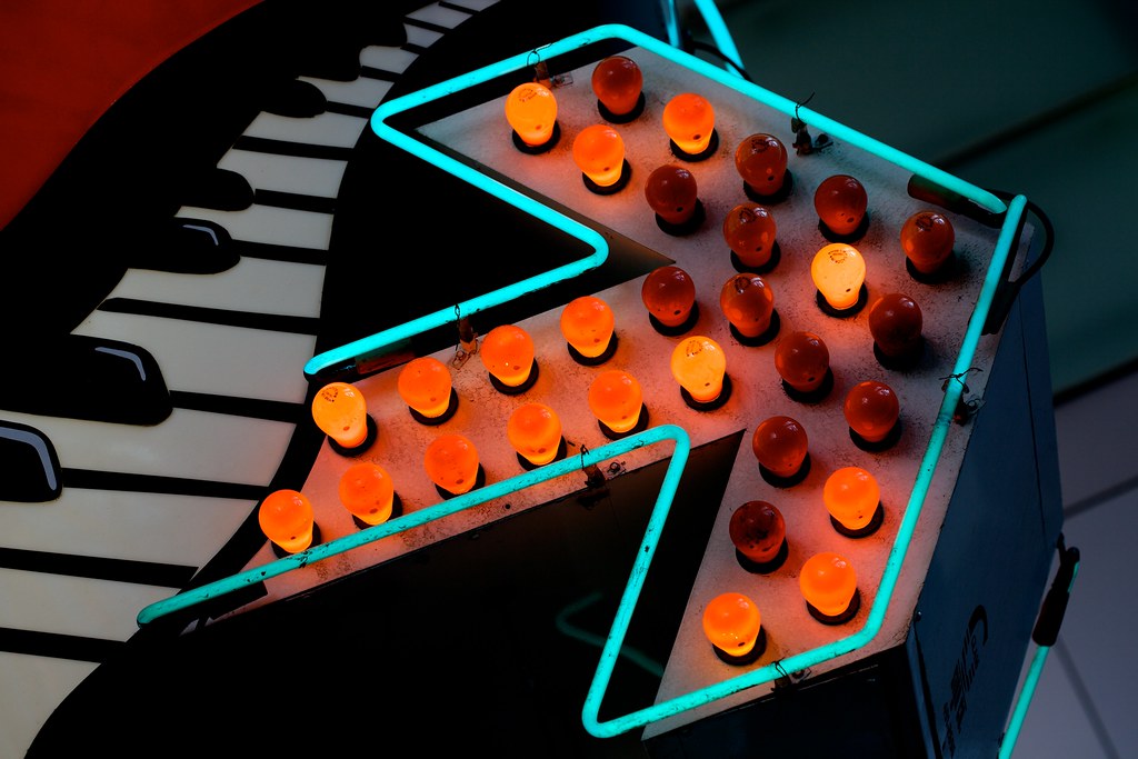 Pretty Flashing Orange Lights Jeremy Brooks Flickr