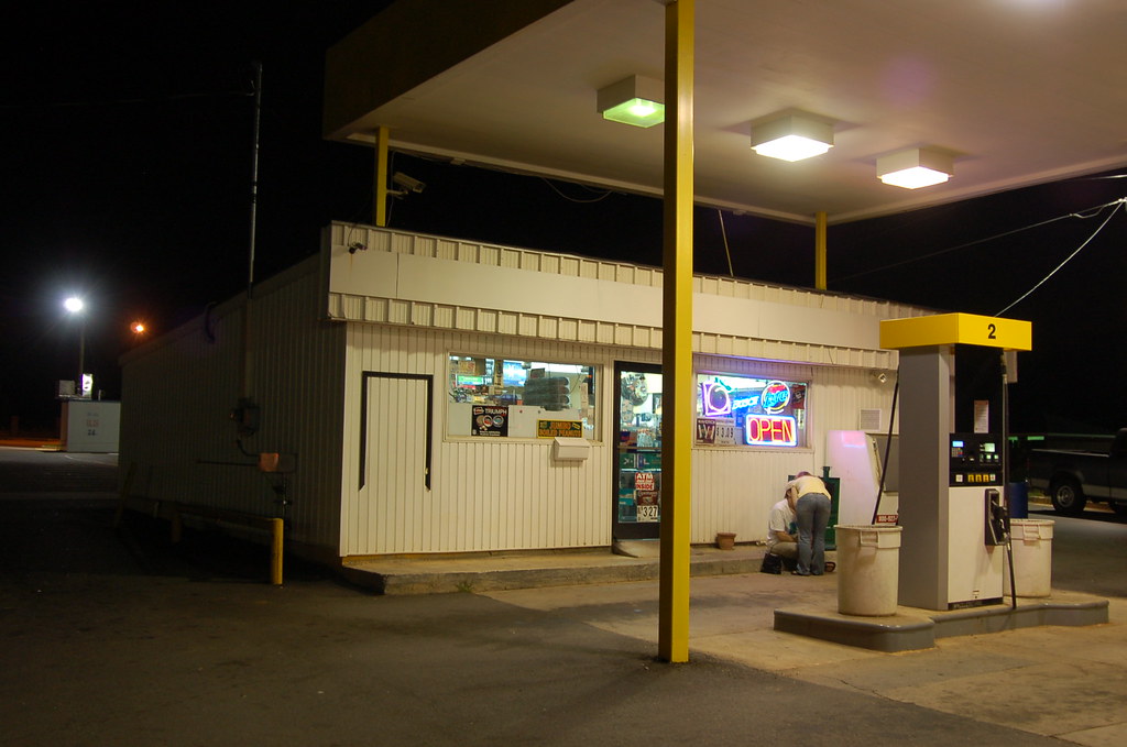 Gas Station Love, Hephzibah, Ga. (DS09/DH09) Rob Bellinger Flickr
