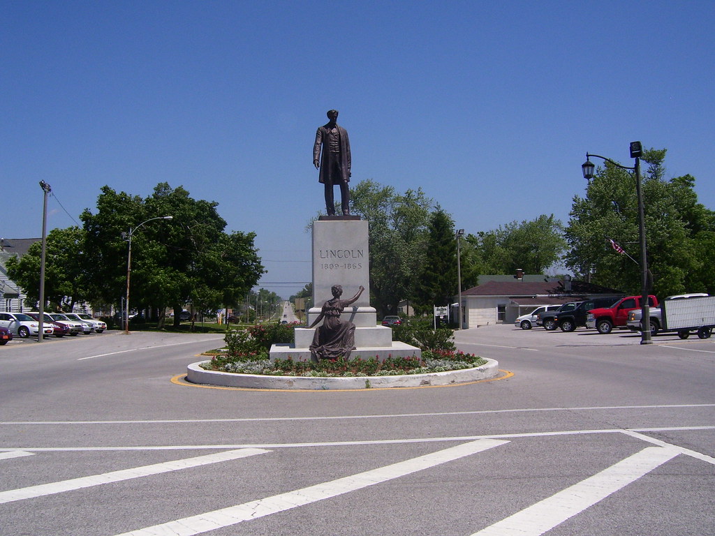 Bunker Hill IL Abraham Lincoln Statue Karas Hall Flickr