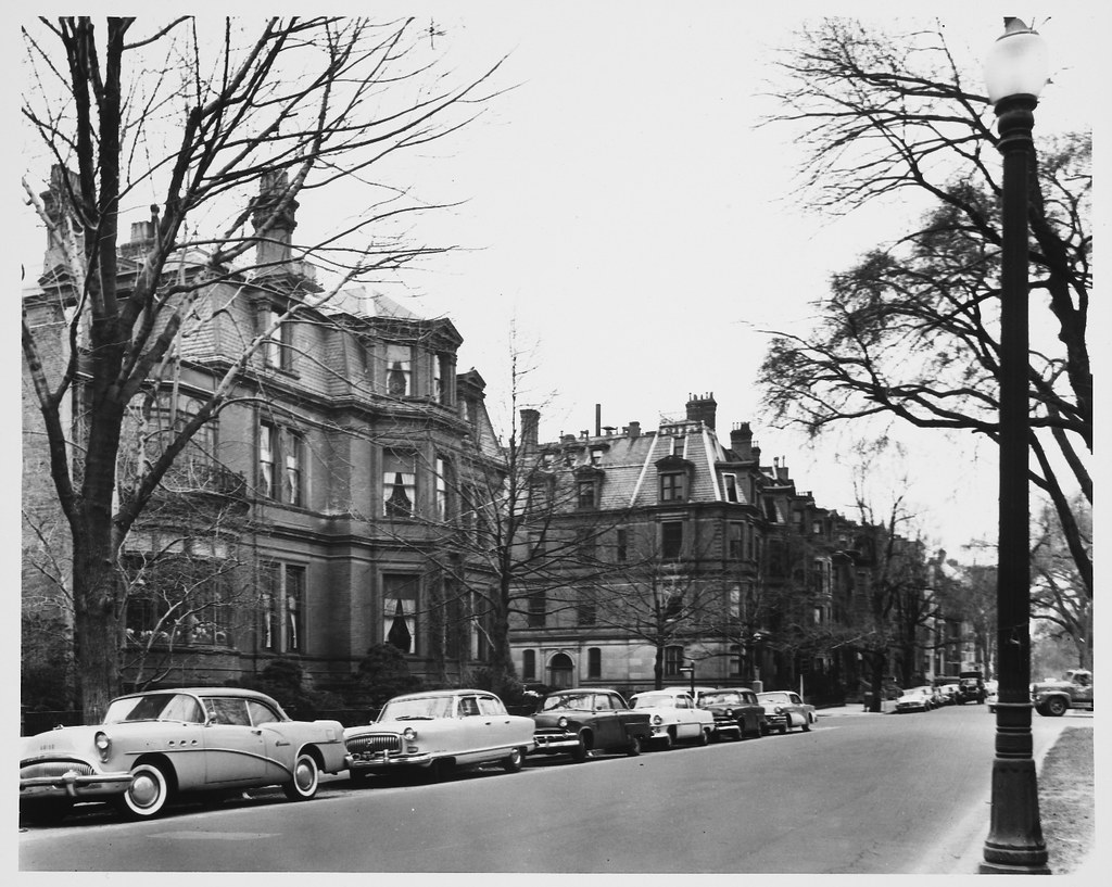Commonwealth Avenue, towards Exeter Street, North Side Flickr