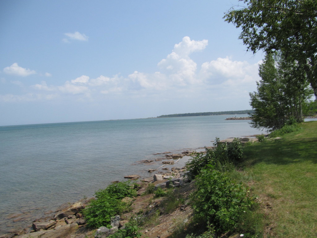 Pointe Aux Barques Lighthouse Michigan Pointe Aux Barque… Flickr