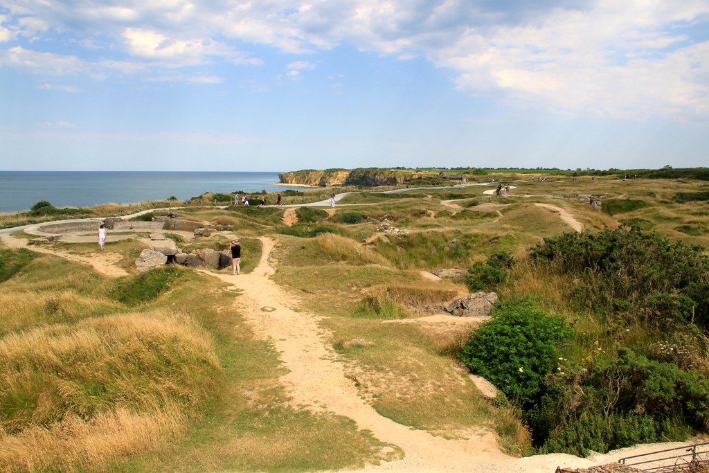Pointe du Hoc in Normandy, France Second World War bomb cr… Flickr