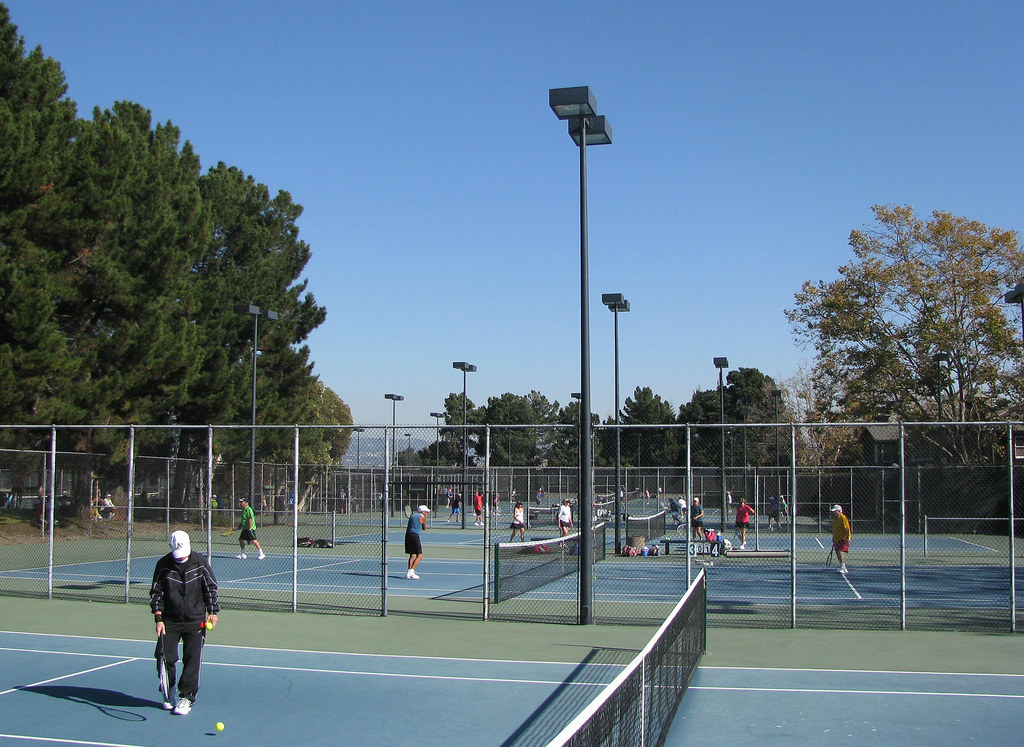 Harbor Bay Club 200 Packet Landing Rd., Alameda Rob Corder Flickr
