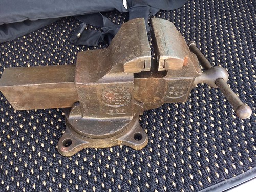 4" Prentiss Bulldog 524 vise with swivel base and smooth … Flickr
