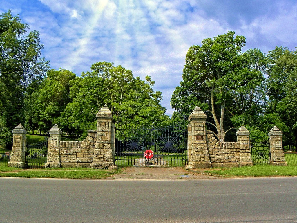 Elmira NY Woodlawn Cemetery and Woodlawn National Cemetery Hal