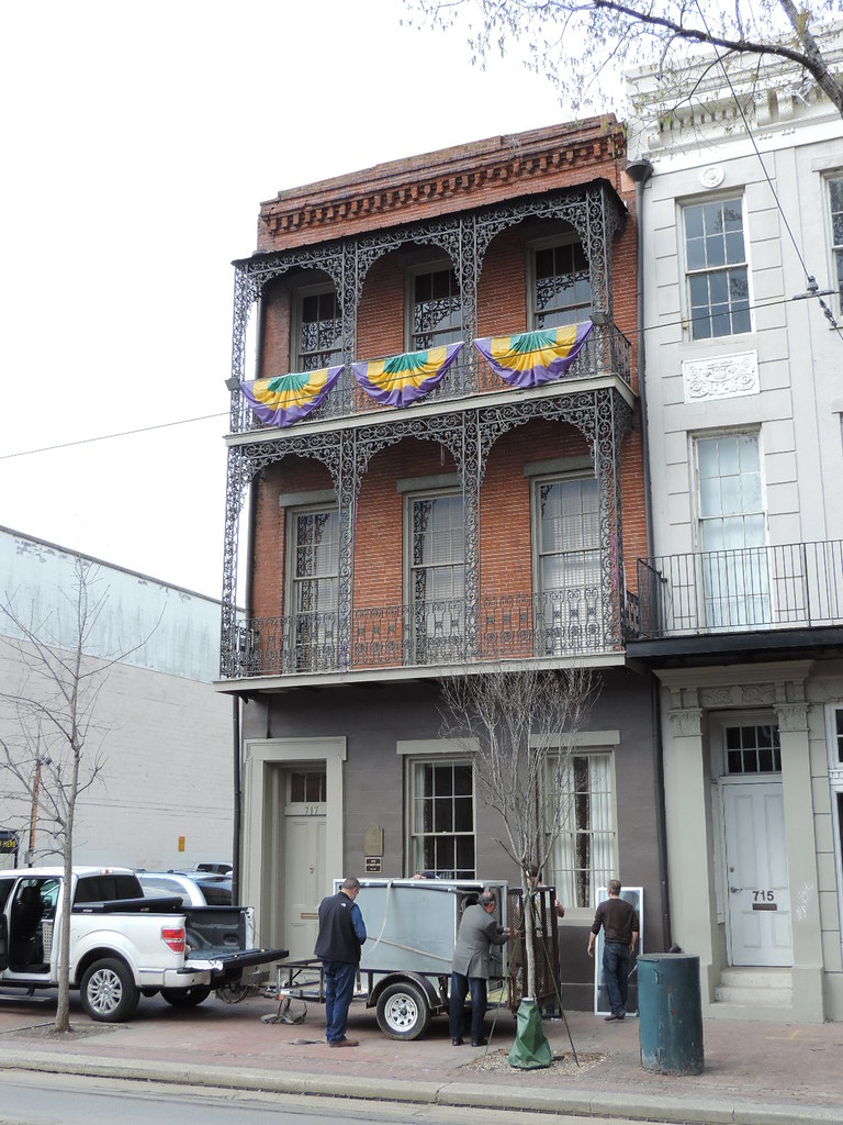 717 St. Charles Ave, CBD, New Orleans This structure is al… Flickr