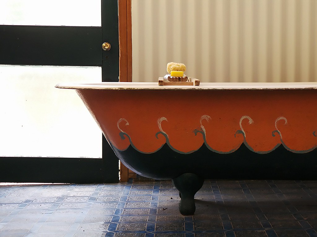 Bathroom bathtub detail Helping out my motherinlaw wit… Flickr