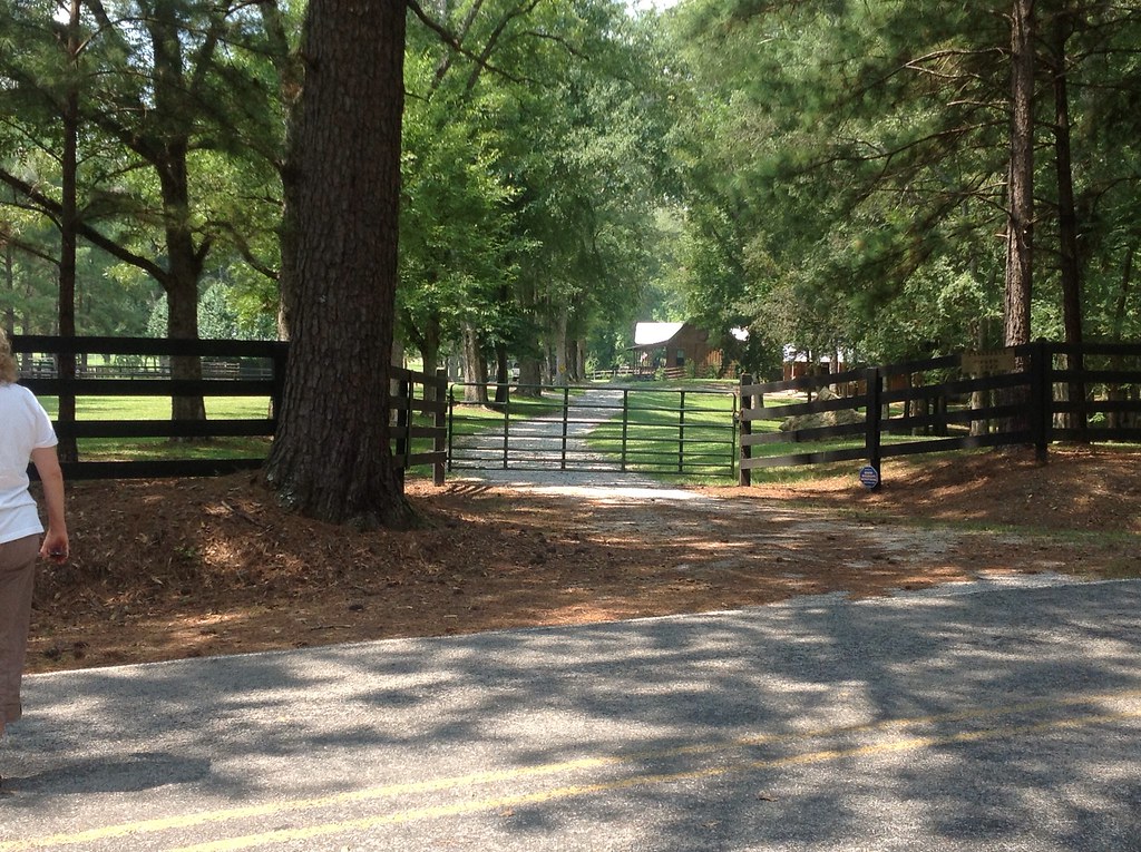 Shubuta, MS On August 30, 2013, Dorothy Shaw, Anne Shaw an… Flickr