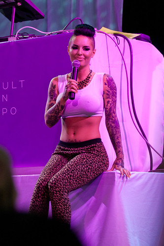 Christy Mack 8 | Christy Mack @ Toronto Vanity Fan Expo | Alan Teo | Flickr
