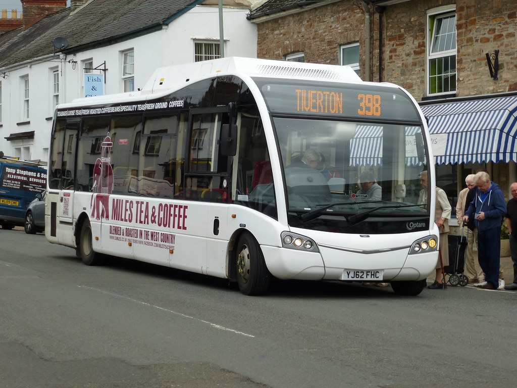 Beacon Bus Optare Solo SR YJ62FHC Bampton High Street LewisBrownlow