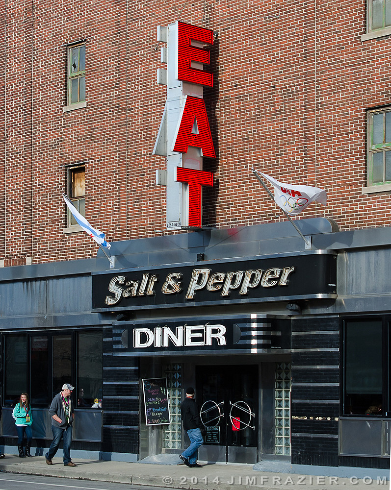 EAT at the Salt & Pepper Diner Near Wrigley Field in Chica… Flickr