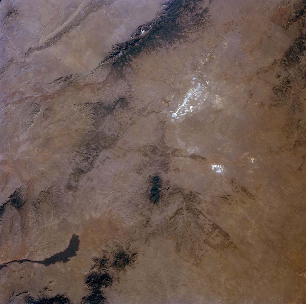 sts056077035 STS056077035 Estancia Basin, Central New … Flickr
