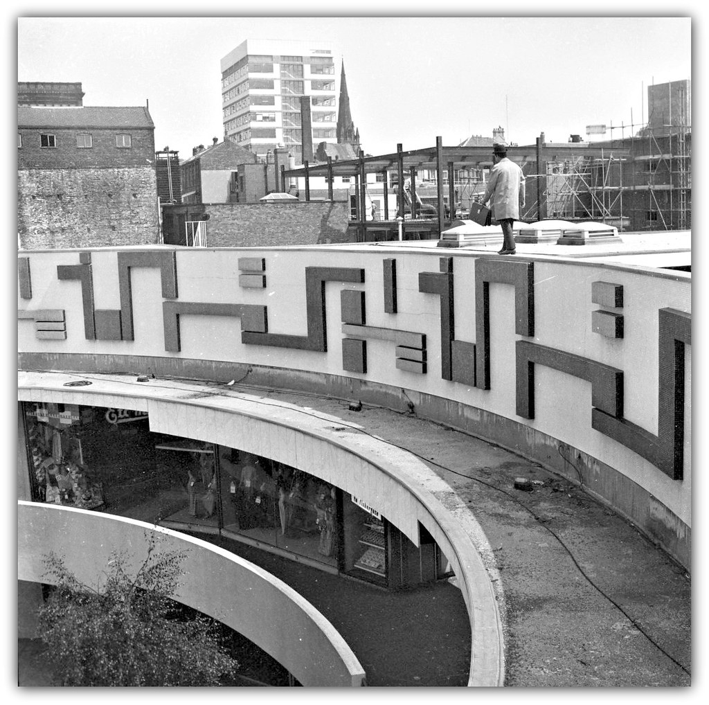 St. Shopping Centre, Preston c.1964. Frankly, we … Flickr