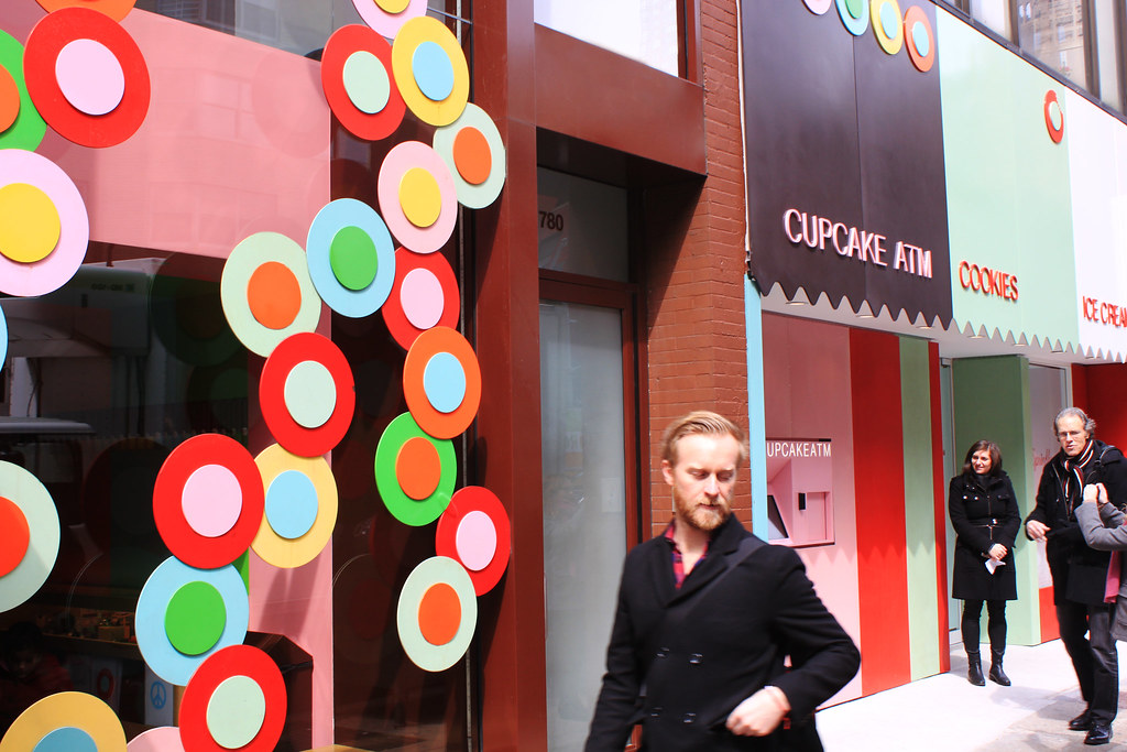 IMG_6140 Sprinkles' Cupcake ATM at 780 Lexington Avenue. East