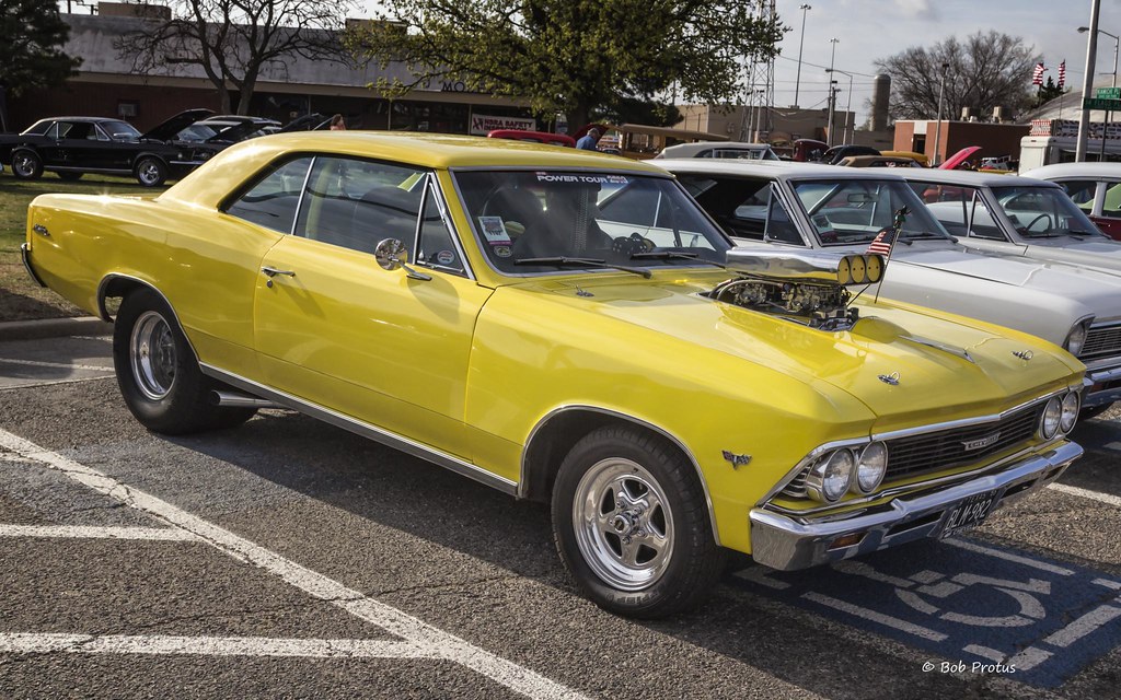 Yellow Chevy_MG_2700 Car show in Oklahoma City. Kool Cats
