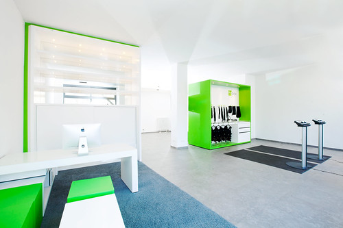 EMs fitnessstudio Traningsbereich fitbox Berlin Mitte EMS … Flickr