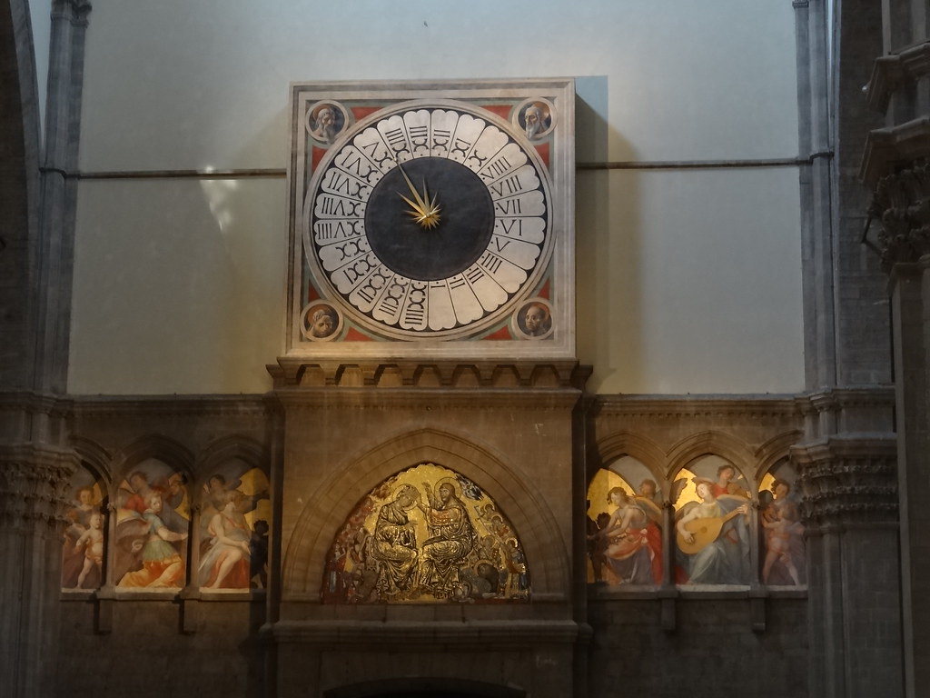 Clock, Duomo, Florence swirem Flickr