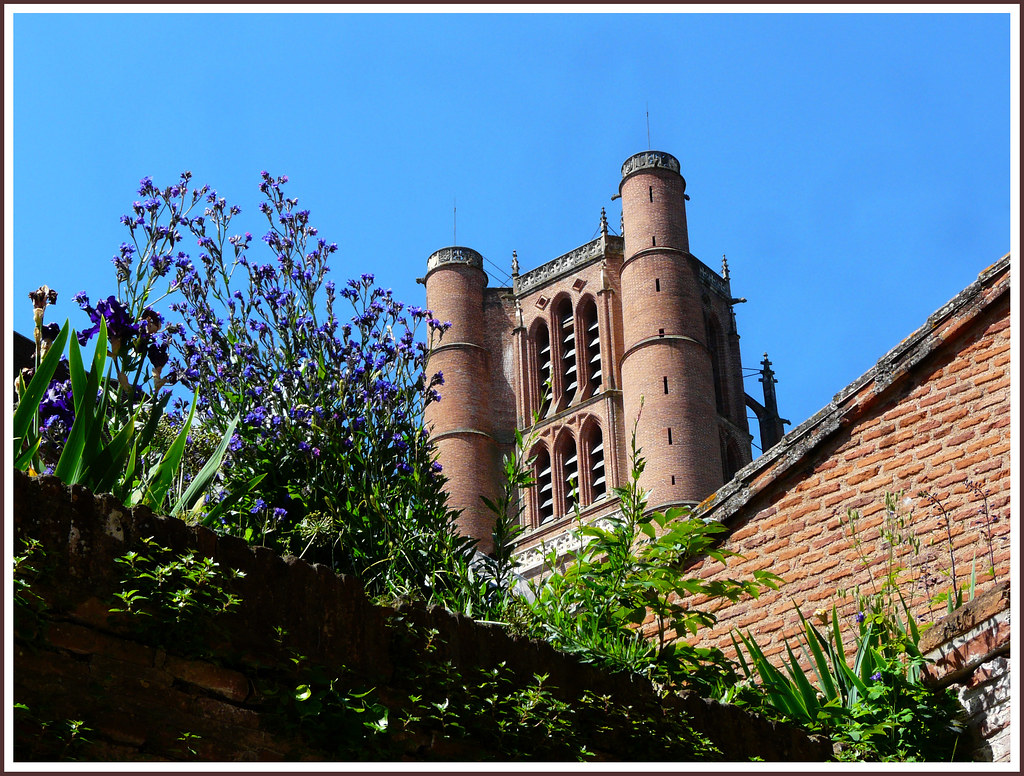 Cathédrale Ste Cécile Monument emblématique de la ville d'… Flickr
