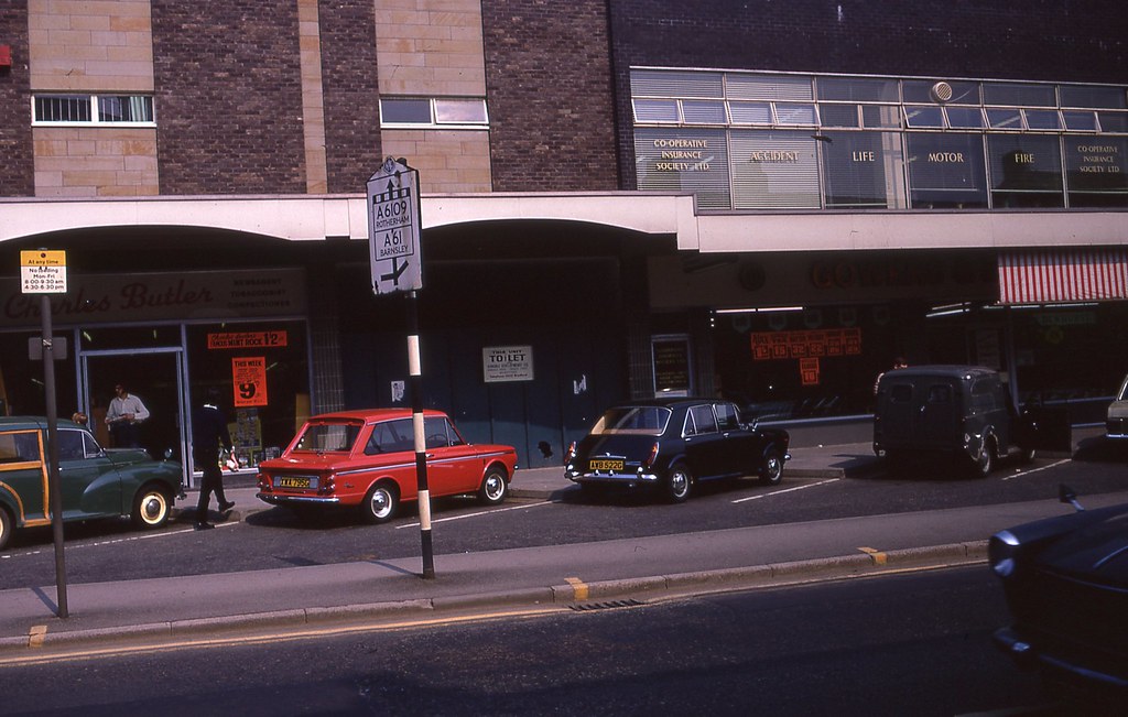 New shops on Fulwood Road, The Broomhill Study, Sheffield,… Flickr