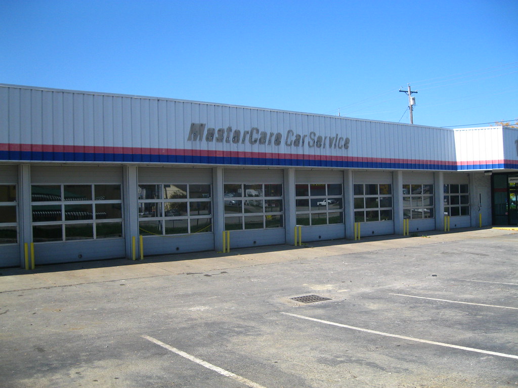 Former Firestone in Cincinnati, OH On Beechmont Avenue. No… Flickr