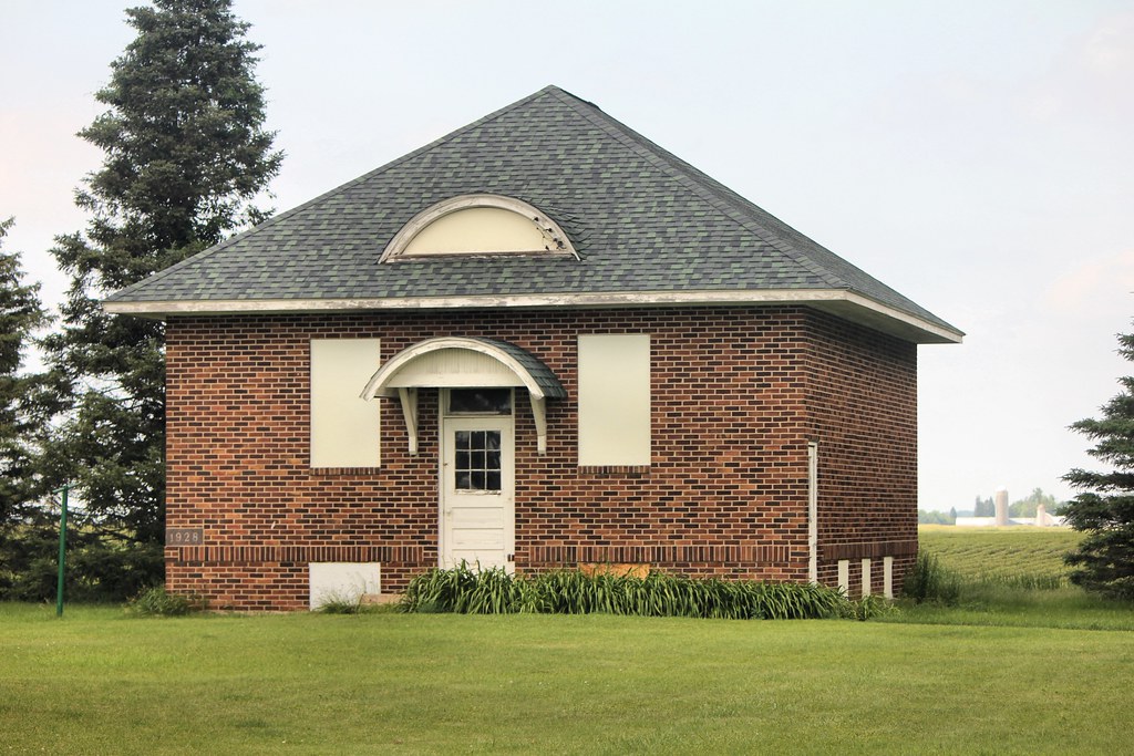 Elevation of Antrim Township, MN, USA Topographic Map Altitude Map