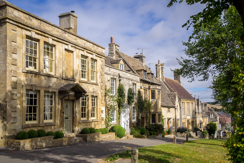 The Hill Burford Burford is a delightful Cotswolds town … Flickr