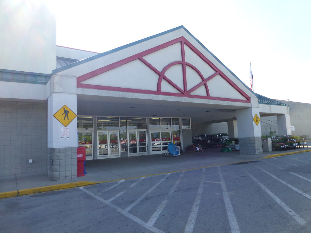 The not so Super Kmart of Hillsboro This store was opened … Flickr