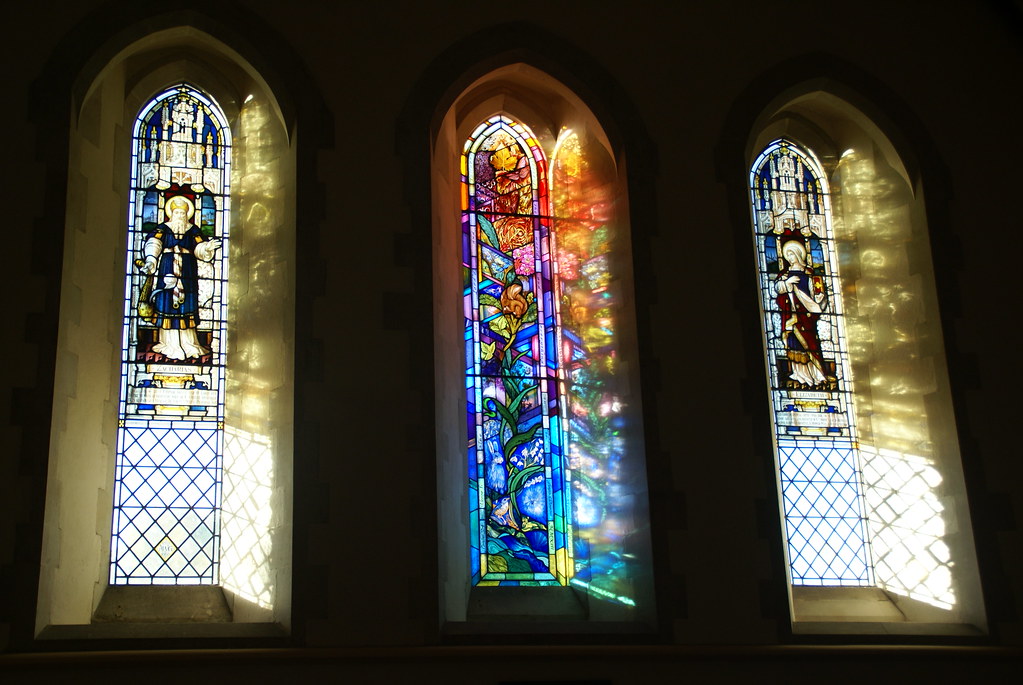 All Saints Church Denmead Hampshire UK stained glass windo… Flickr