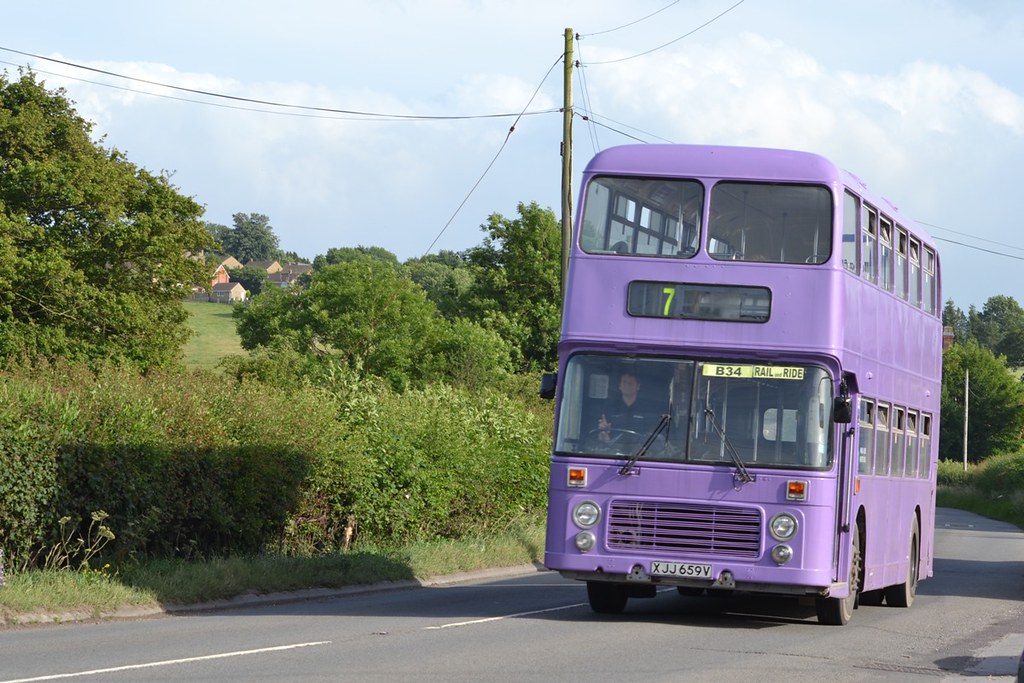Chepstow Classic Buses Bristol VR XJJ 659V, Castle Cary, 2… Flickr