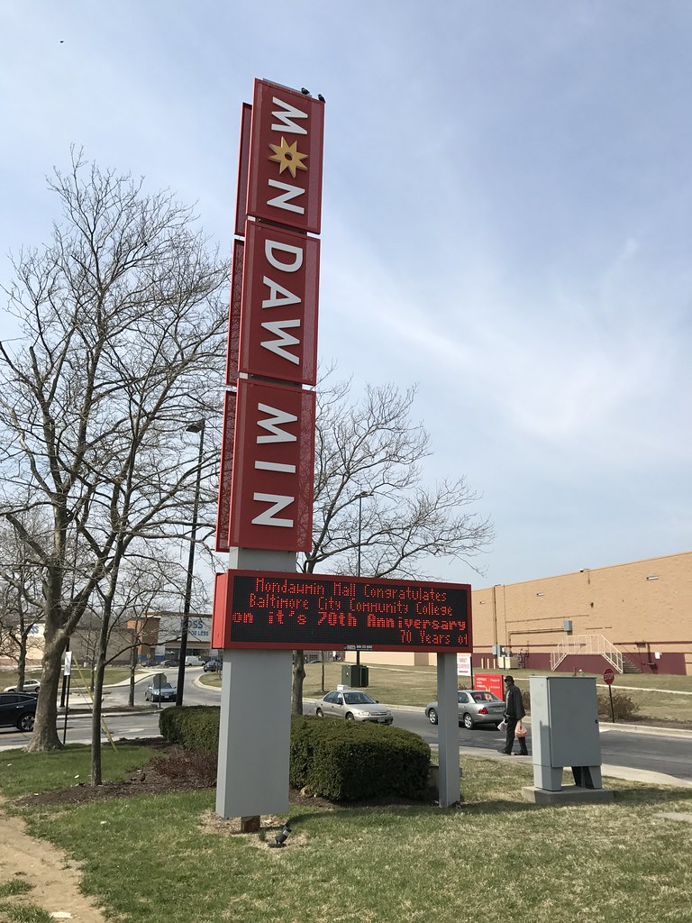 Sign on Gwynns Falls Parkway, Mondawmin Mall, 2401 Liberty… Flickr