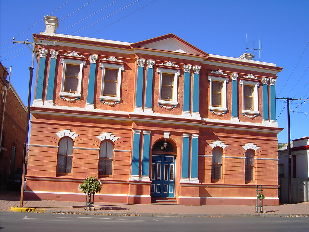 Peterborough Town Hall. Now a private house. This early bu… Flickr