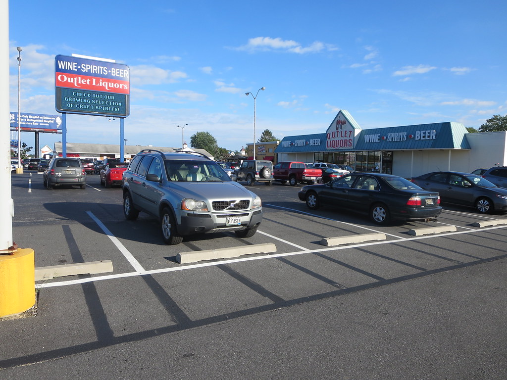 Outlet Liquors store in Rehoboth Beach, Delaware USA Flickr