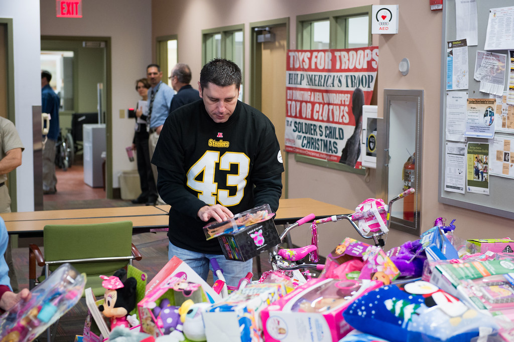 VAPHS Toys for Troops '13 Operation Once in a Lifetime, al… Flickr