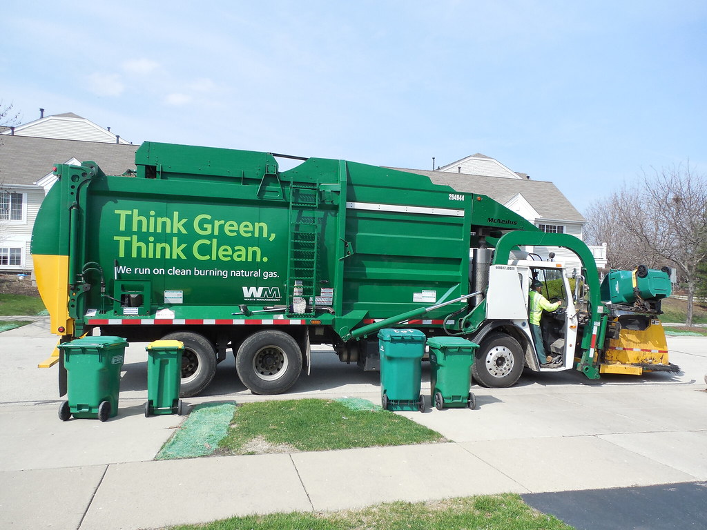 Waste Management "Think Green, Think Clean" LEU Here is on… Flickr