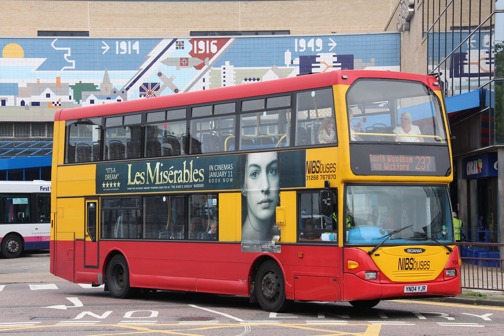 NIBS Buses 104 YN04YJR in Basildon. Gobbiner Flickr