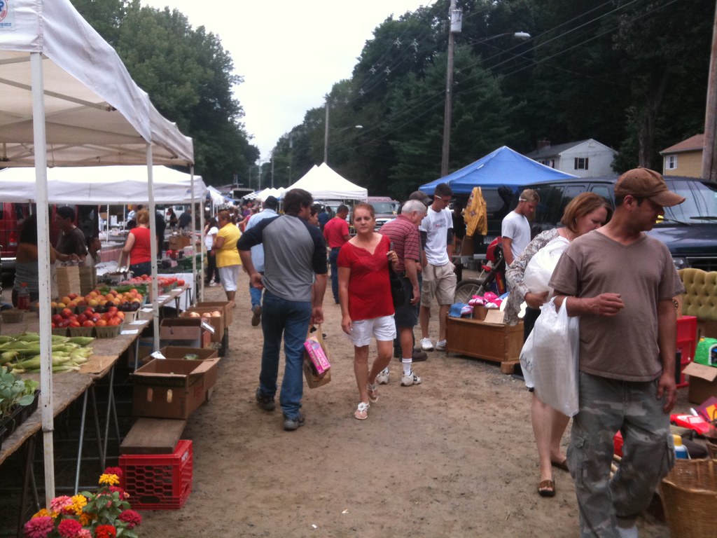 Redwood Flea Market Wallingford CT August 9, 2009 Redwood … Flickr